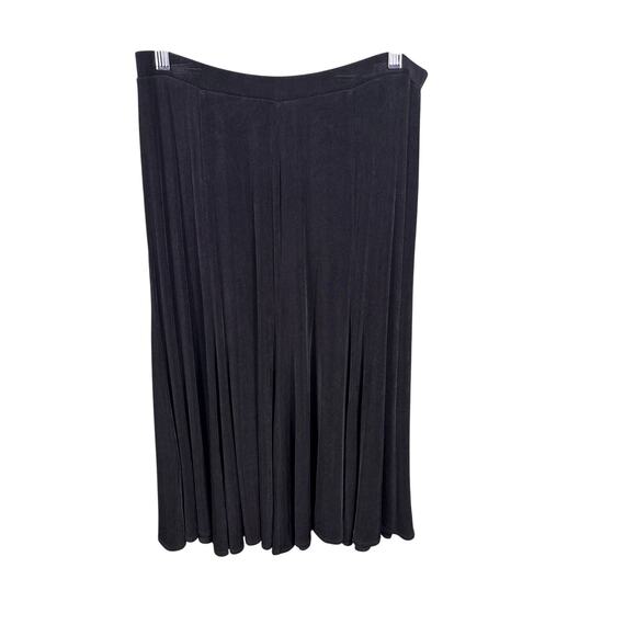 Chico's Traveler Black Skirt Women's Size 2 Large Slinky Fit and Flare Midi - Picture 1 of 9